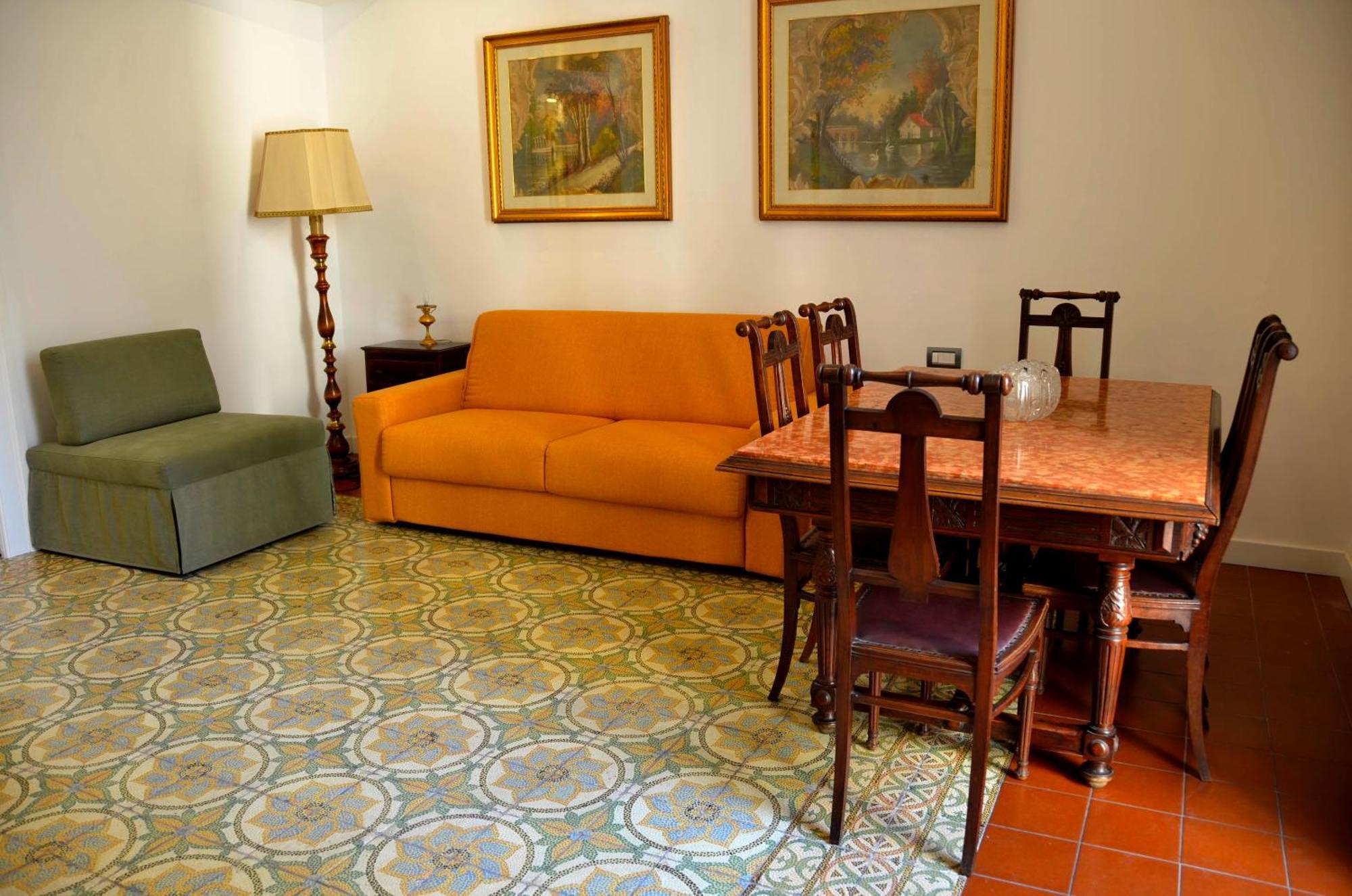 Casa Cesira Incentro Hotel Naples Exterior photo